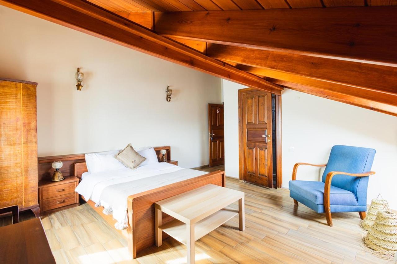Lavantali Konak Otel Restoran Сеферихисар Экстерьер фото