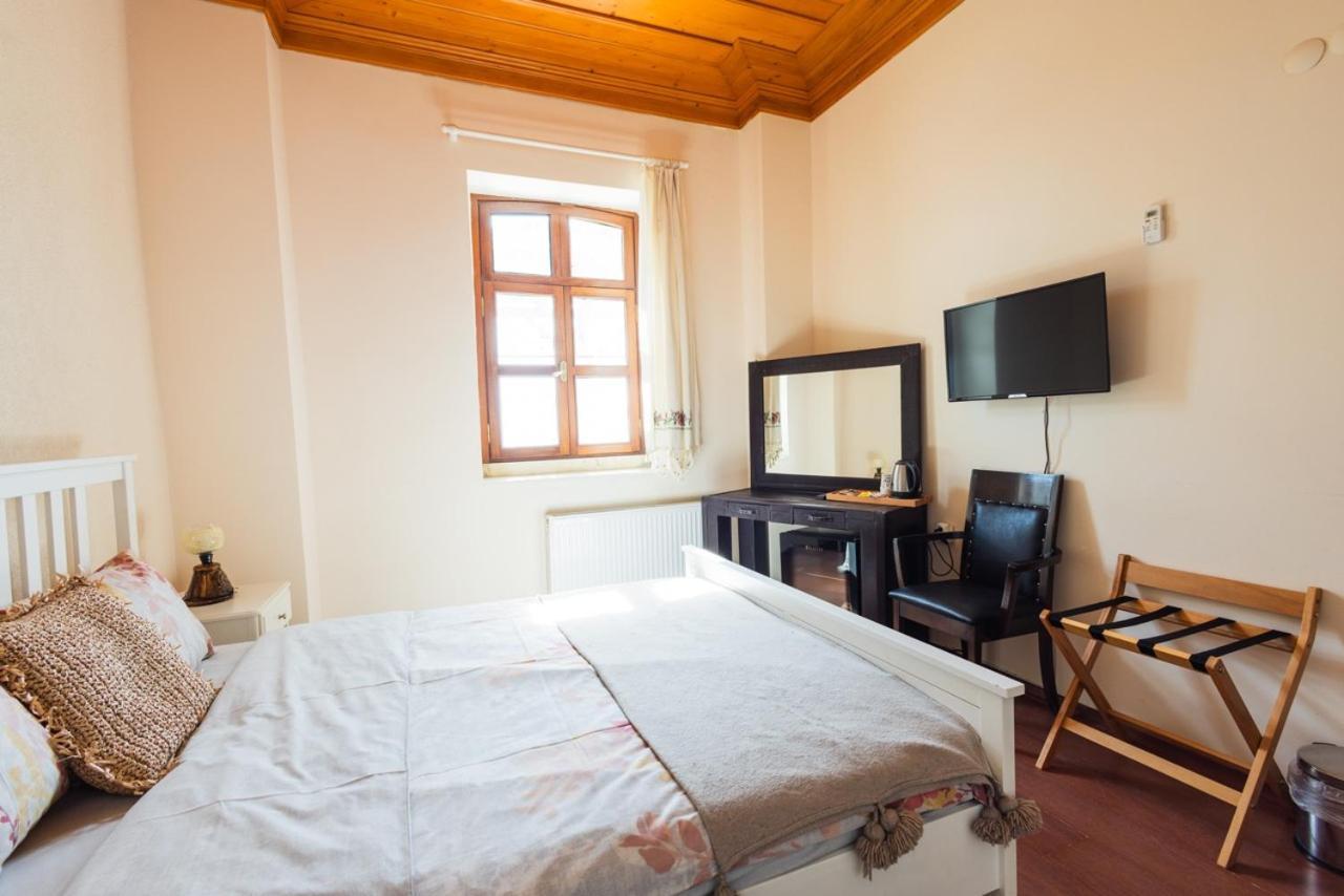 Lavantali Konak Otel Restoran Сеферихисар Экстерьер фото