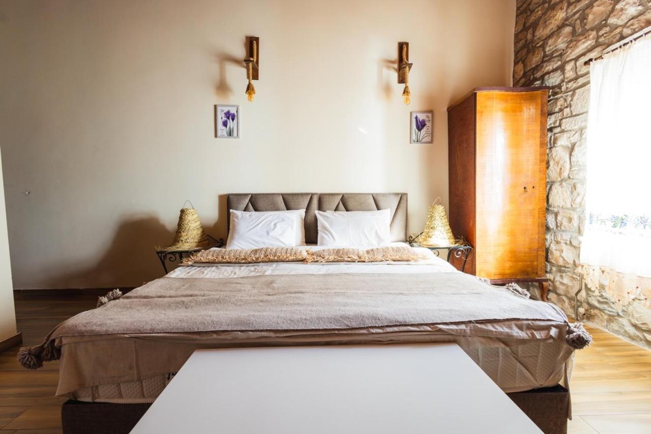 Lavantali Konak Otel Restoran Сеферихисар Экстерьер фото